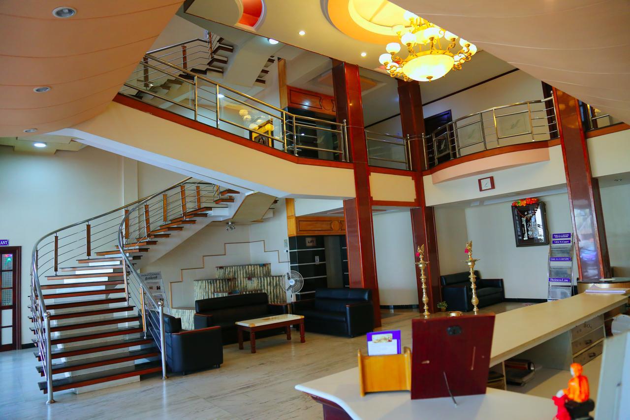 Hotel Vels Court Palni Exterior photo