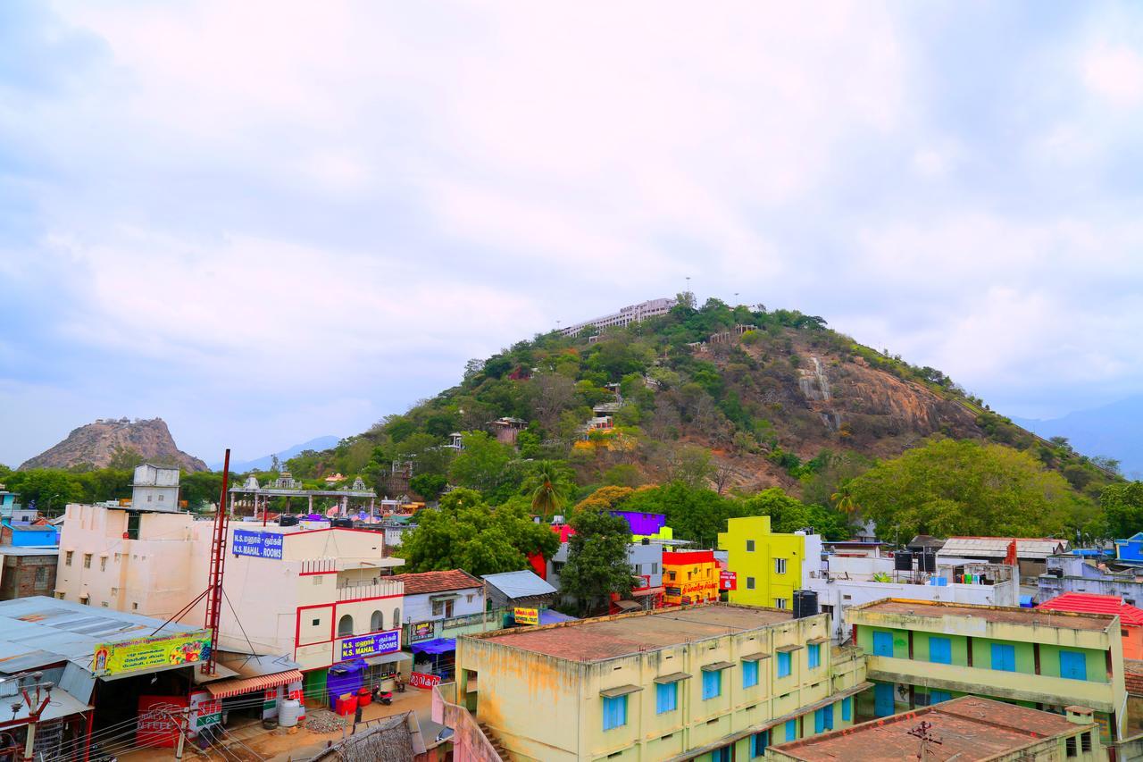 Hotel Vels Court Palni Exterior photo